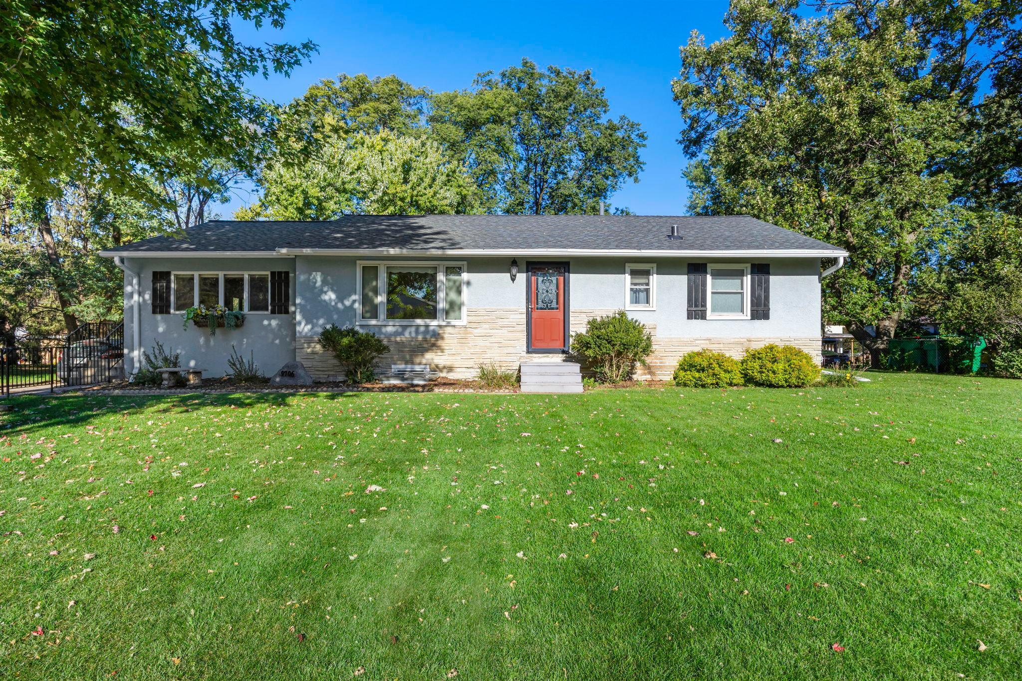 9706 Foley Boulevard Northwest Coon Rapids, MN 55433 - Photo 2 of 45