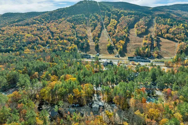 $329,000 | 6 River Run Drive, Unit Q, Bartlett, NH 03812
