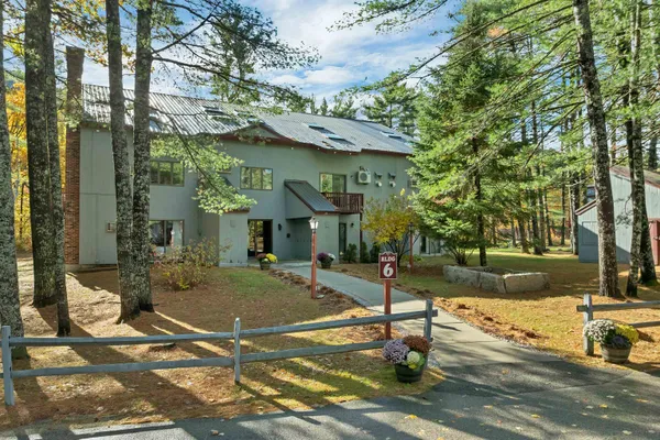 $329,000 | 6 River Run Drive, Unit Q, Bartlett, NH 03812