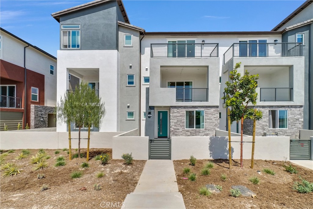 160 Restore Irvine, CA 92618 - Photo 1 of 50