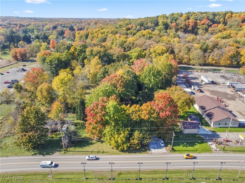 2846 Barber Road Barberton, OH 44203 - Photo 28 of 29 Drone / aerial view