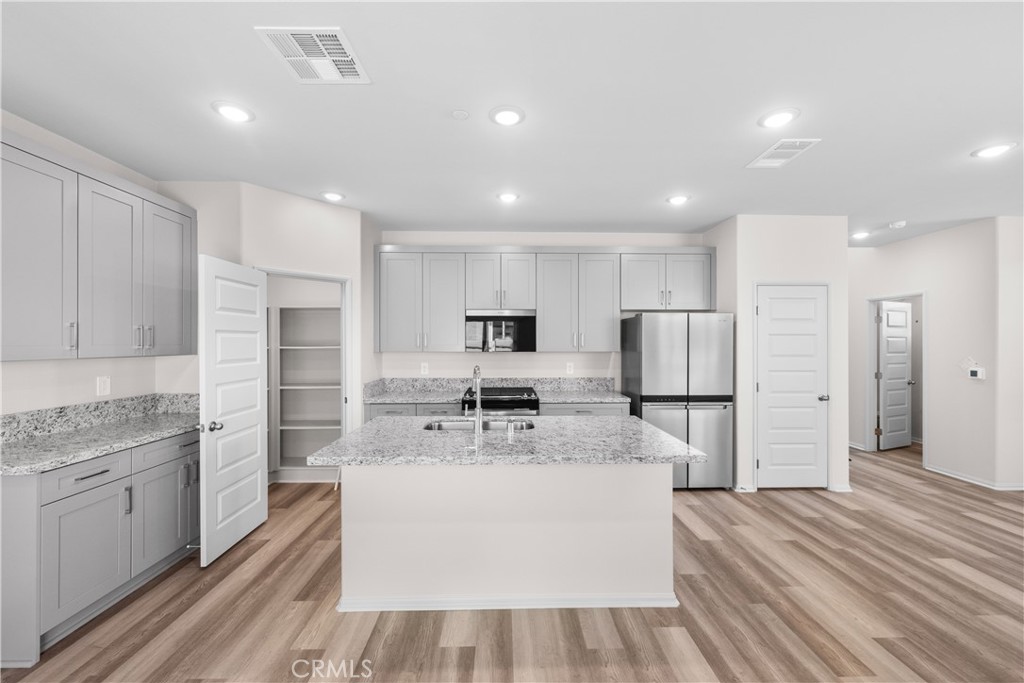 28577 Via Roble Temecula, CA 92591 - Photo 13 of 54