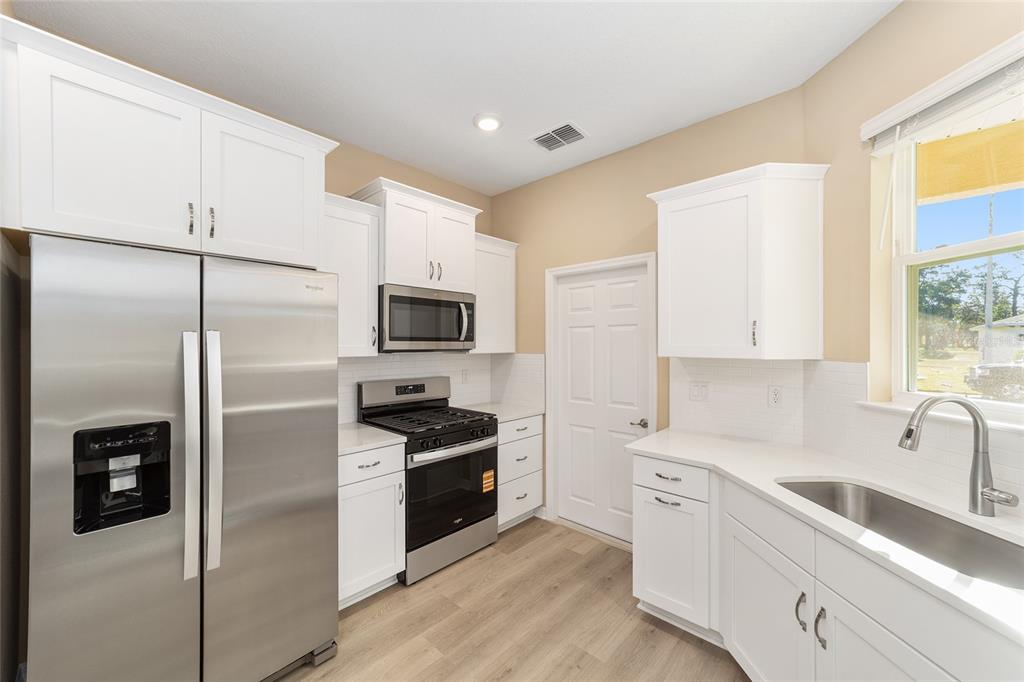 9714 Southwest 108th Terrace Road Ocala, FL 34481 - Photo 16 of 33
