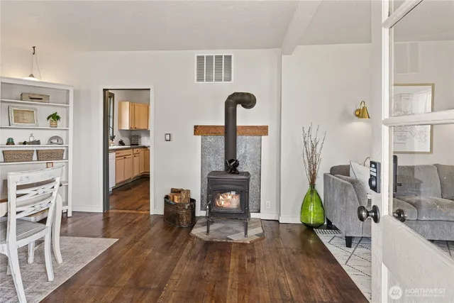 $499,000 | 408 West Alaska Avenue, Roslyn, WA 98941