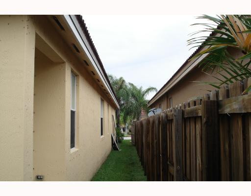 14920 Southwest 21st Terrace Miami, FL 33185 - Photo 3 of 8