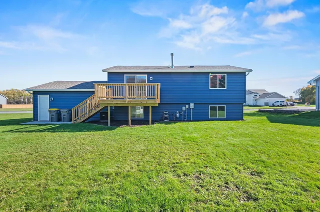 $329,000 | 1110 Eulaine Circle, Hammond, WI 54015