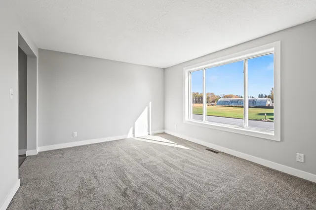 $329,000 | 1110 Eulaine Circle, Hammond, WI 54015