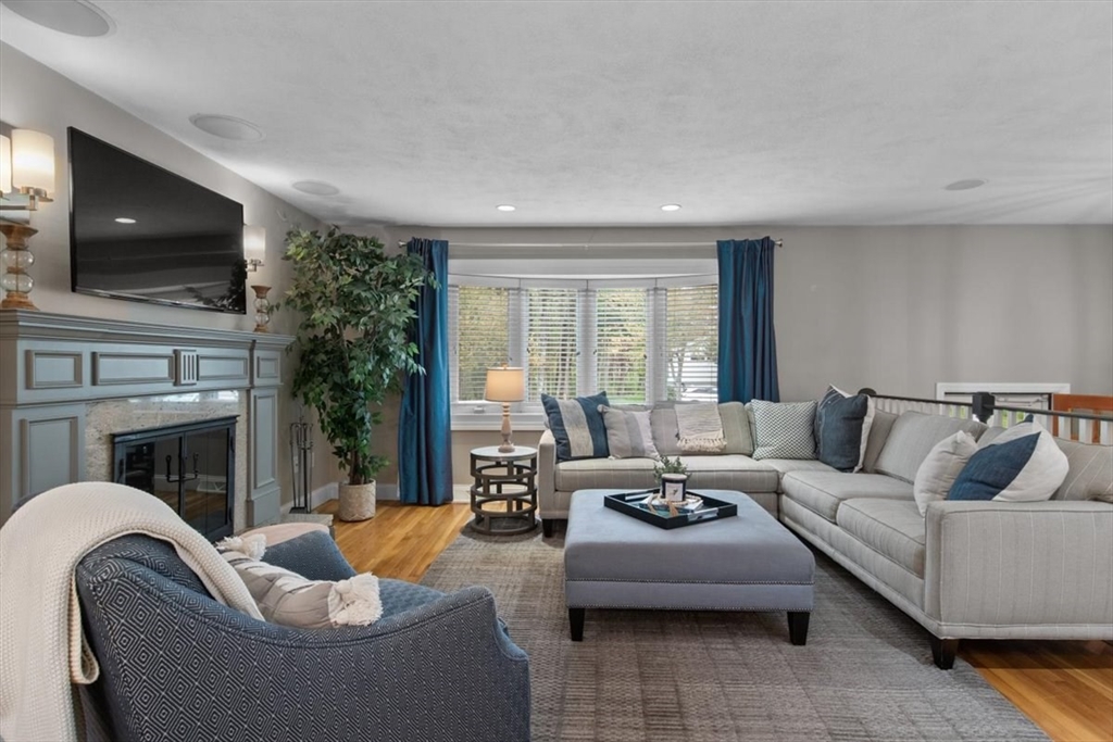 16 Mill Pond Road Walpole, MA 02081 - Photo 6 of 41 Gallery Image 6