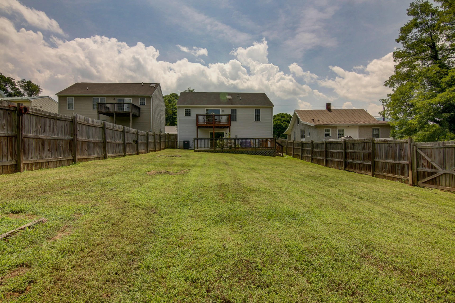 1360 Thomason Road Southeast Roanoke, VA 24014 - Photo 25 of 27 fhd_1360 Thomason Road Southeast-31_6801