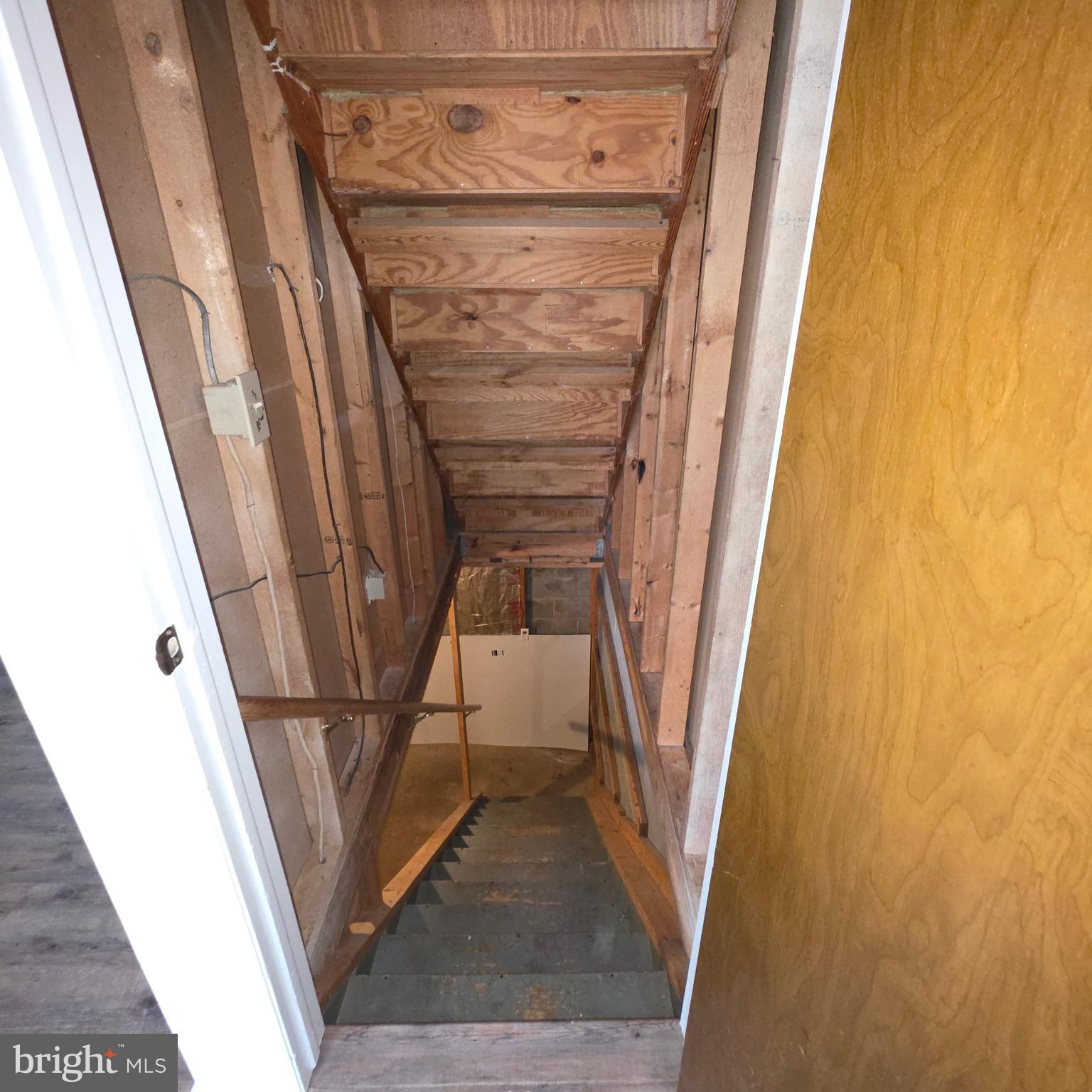1758 Springfield Lane Frederick, MD 21702 - Photo 12 of 31 a view of an entryway
