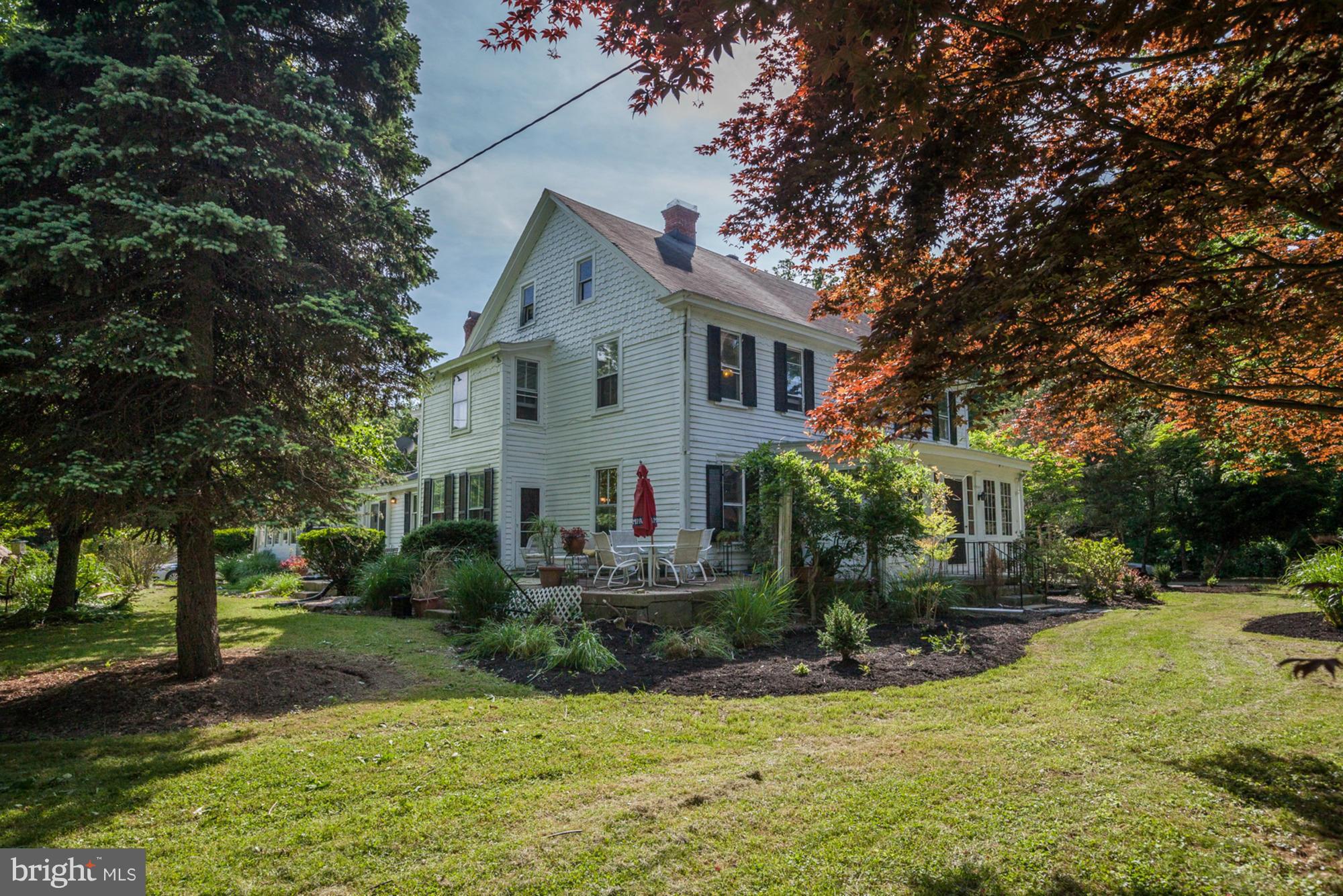 17420 Dr Bird Road Silver Spring, MD 20906 - Photo 5 of 30 PERFECT FOR FAMILY LIVING AND ENTERTAINING