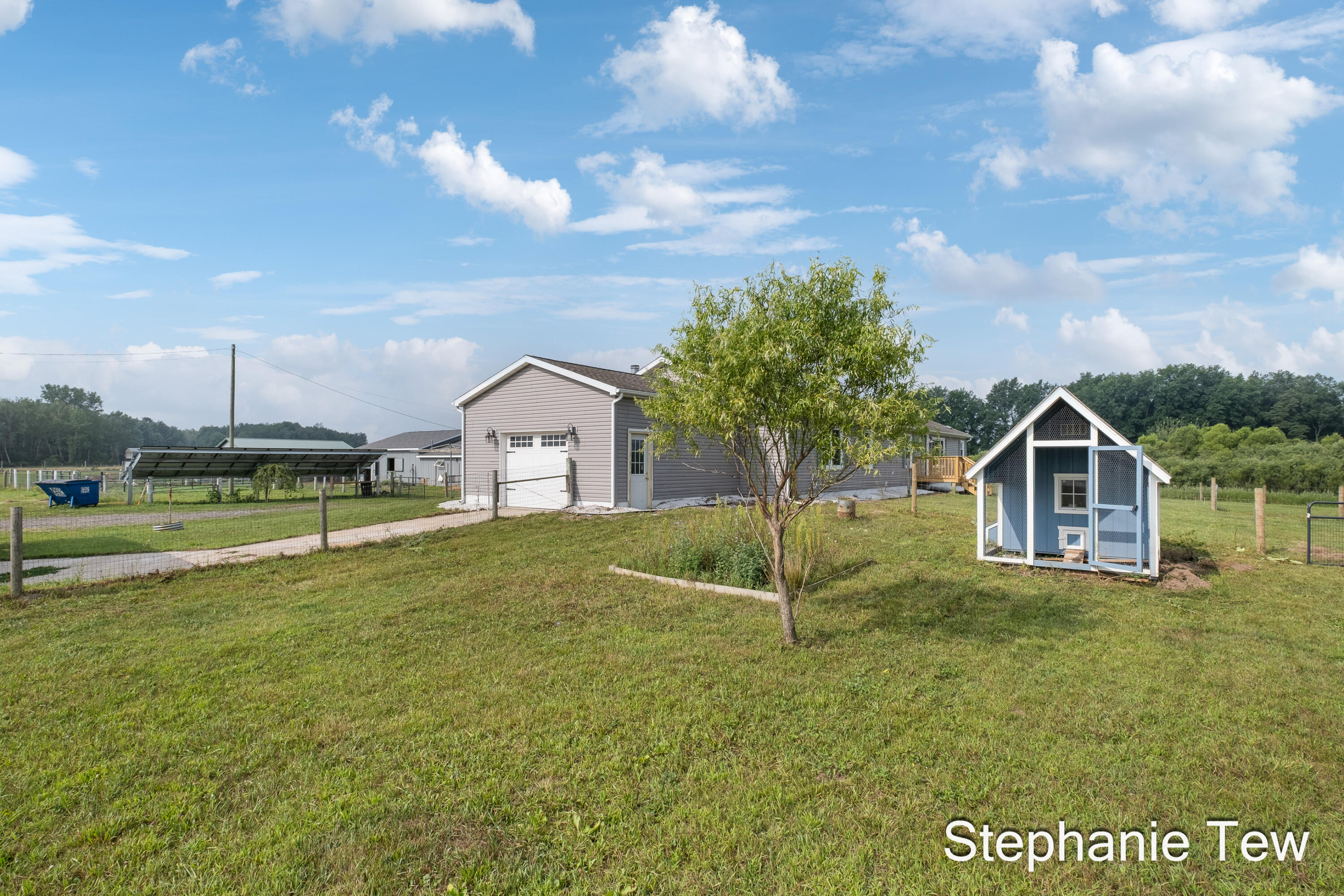 4155 North Neff Road Edmore, MI 48829 - Photo 7 of 40 Photo-5