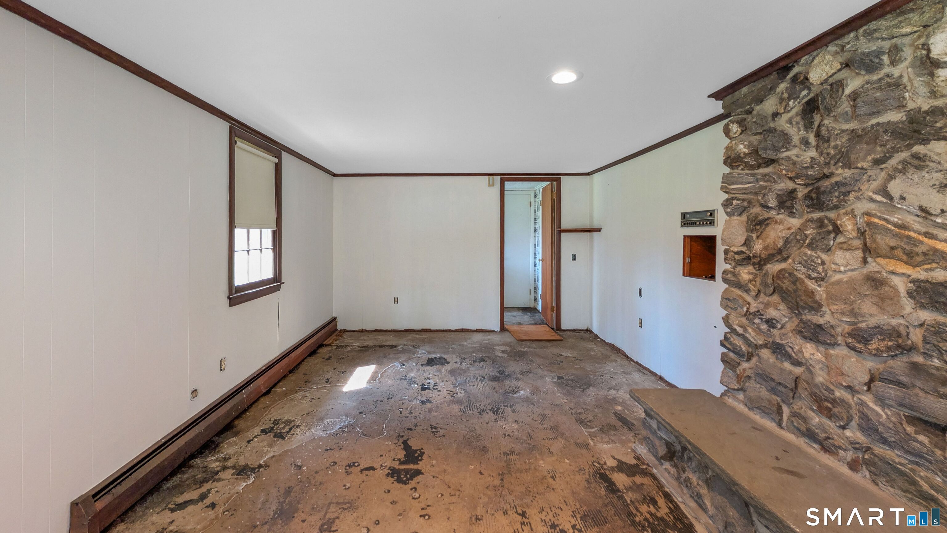 174 SW Road Waterbury, CT 06708 - Photo 23 of 29