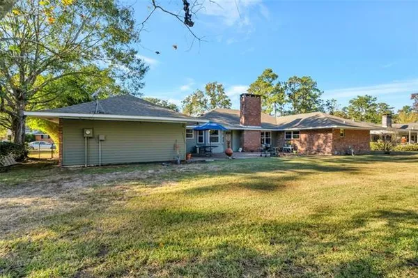 $2,800 | 539 Barbara Place, Mandeville, LA 70448