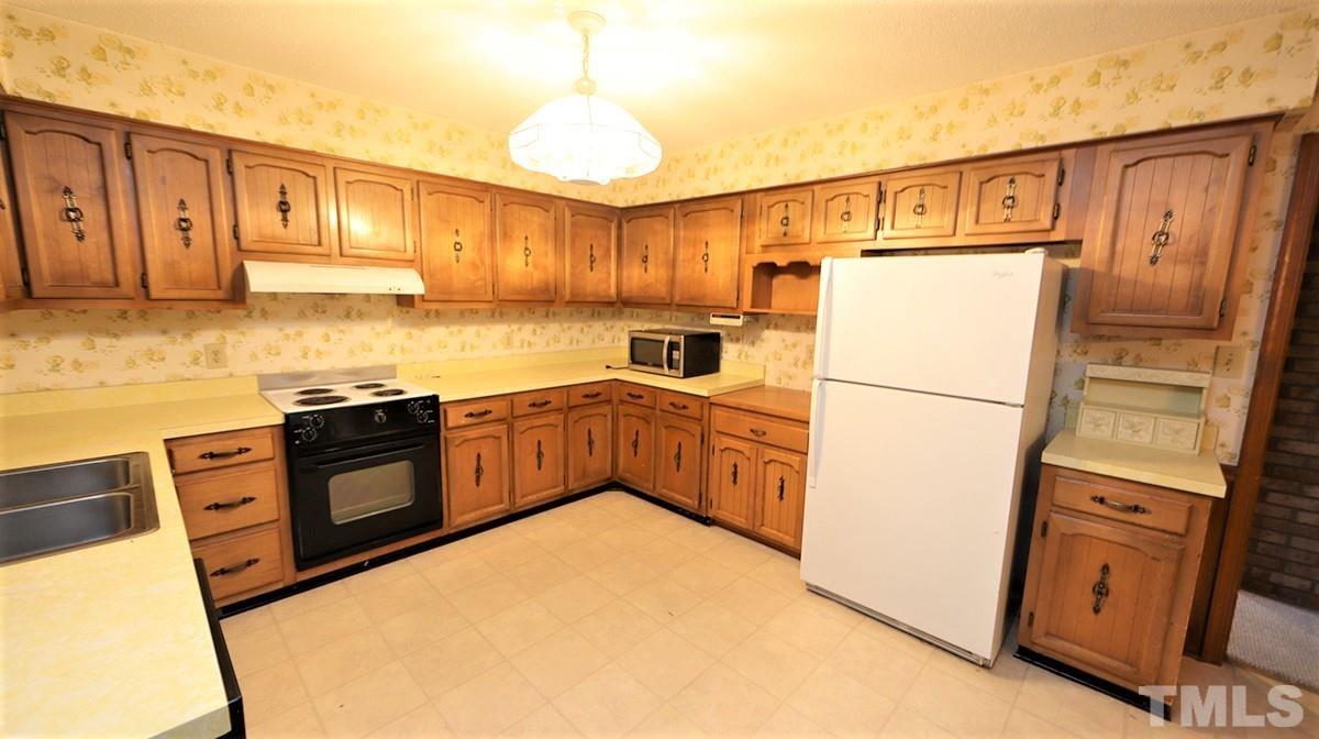 4100 Kincaid Drive Raleigh, NC 27604 - Photo 9 of 25