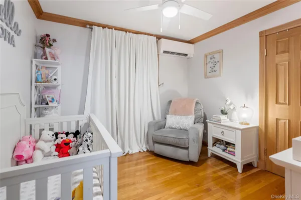 $1,399,000 | 12 Kingswood Circle, Old Bethpage, NY 11804