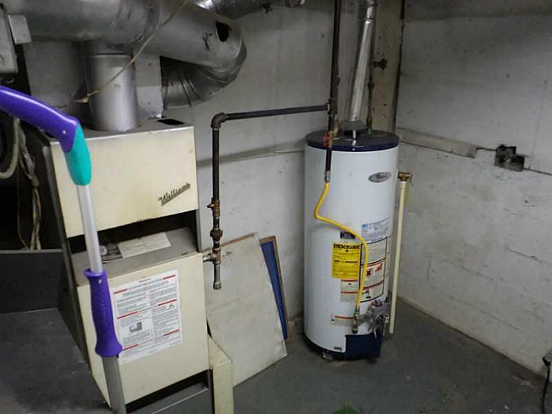 2744 Mercer Road New Castle, PA 16105 - Photo 7 of 7 Other. Laundry, utility room.