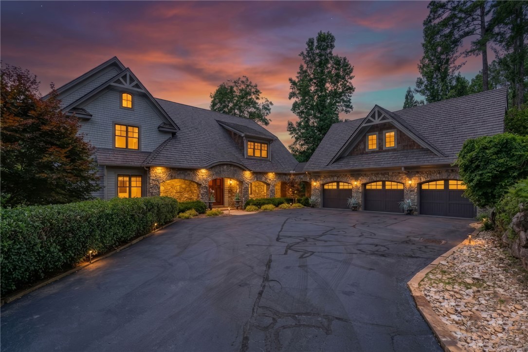 264 Featherstone Drive Sunset, SC 29685 - Photo 1 of 49