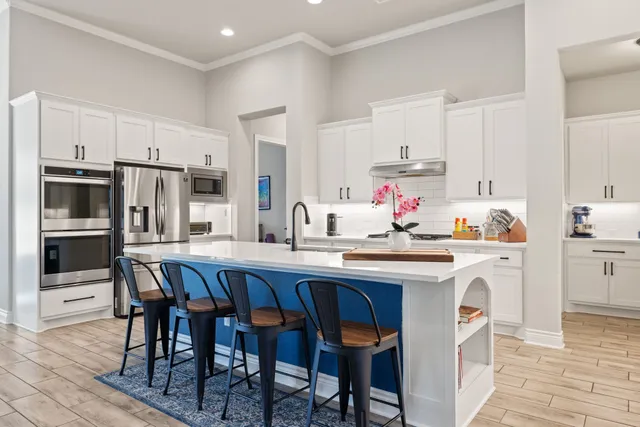 $1,200,000 | 805 Gipper Lane, Leander, TX 78641