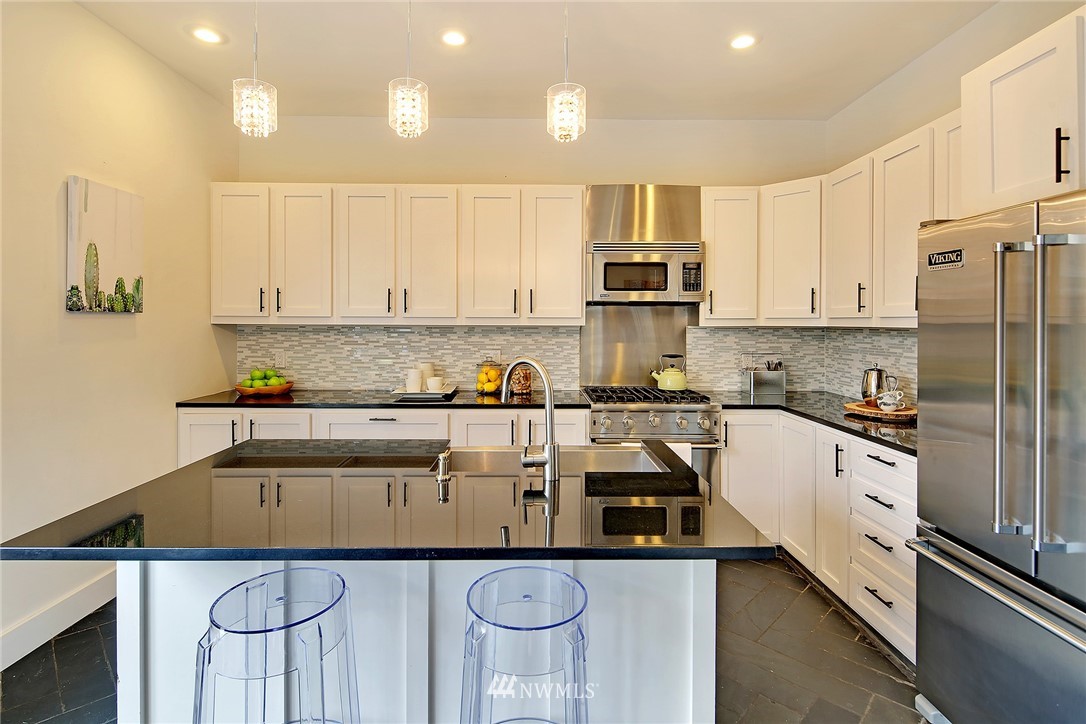 2309 North 65th Street Seattle, WA 98103 - Photo 7 of 25 Gallery Image 7