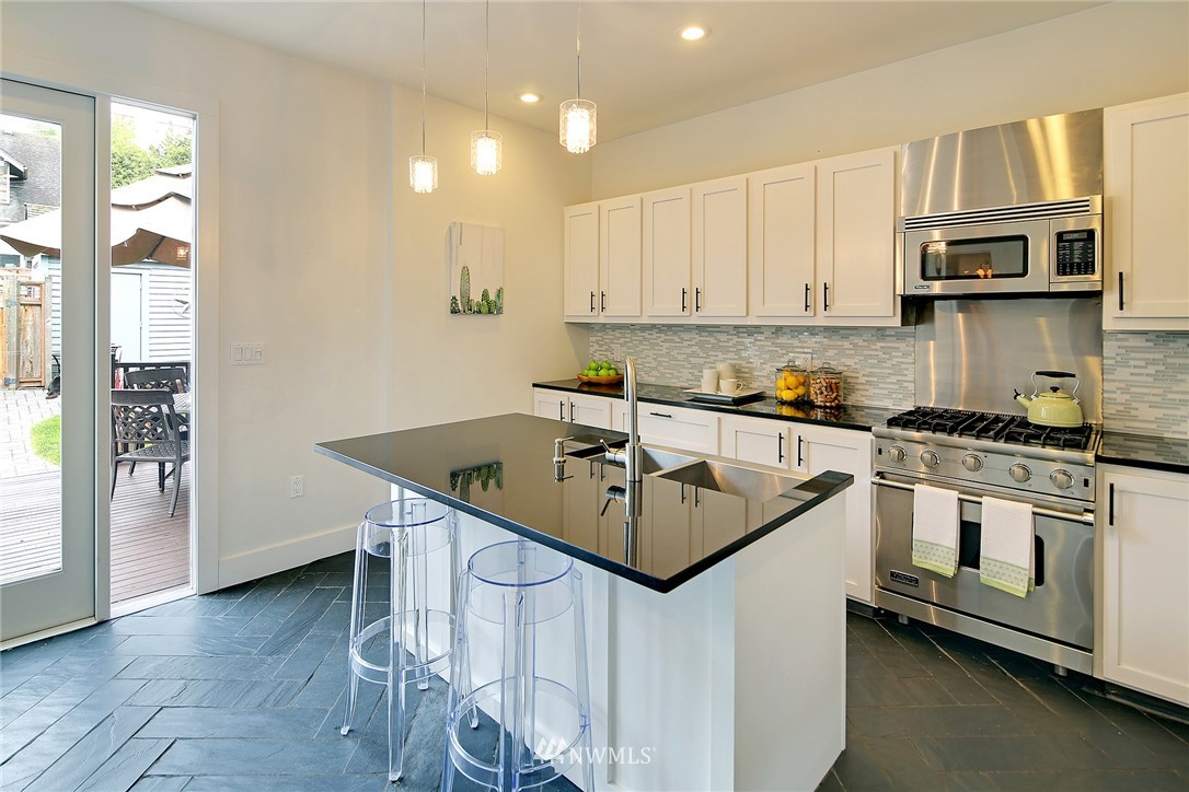 2309 North 65th Street Seattle, WA 98103 - Photo 8 of 25 Gallery Image 8