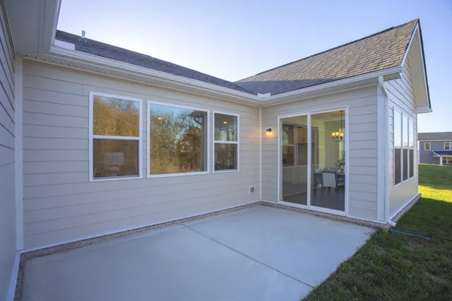 $424,990 | 1780 Rockwell Landing, Columbia, TN 38401