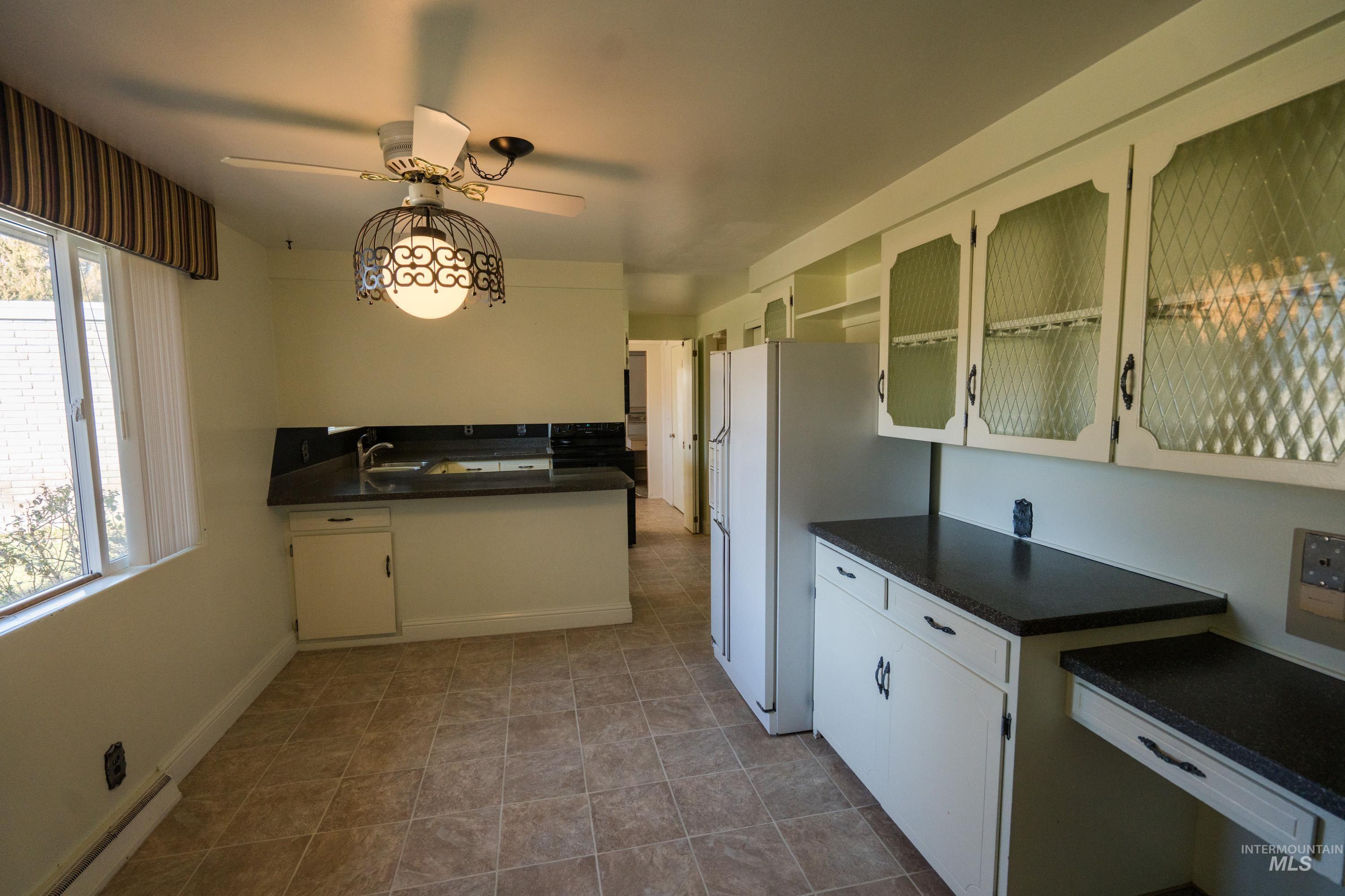 334 South 4th Street Rupert, ID 83350 - Photo 16 of 21