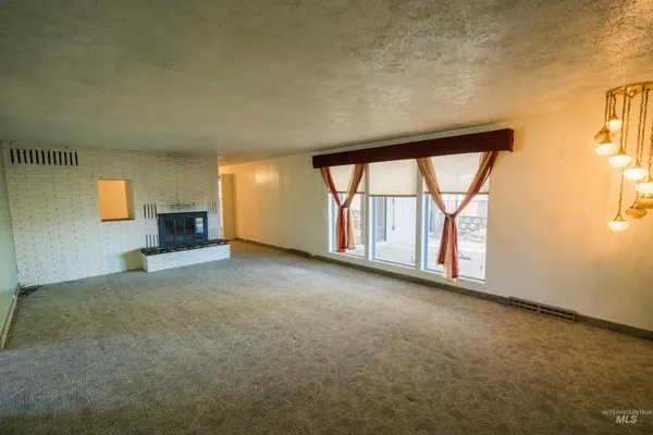 $375,000 | 334 South 4th Street, Rupert, ID 83350