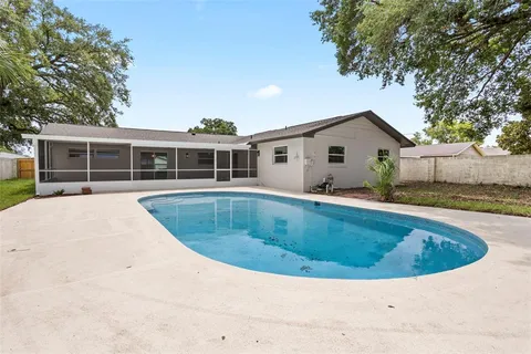 $515,000 | 305 Robin Hill Drive, Altamonte Springs, FL 32701