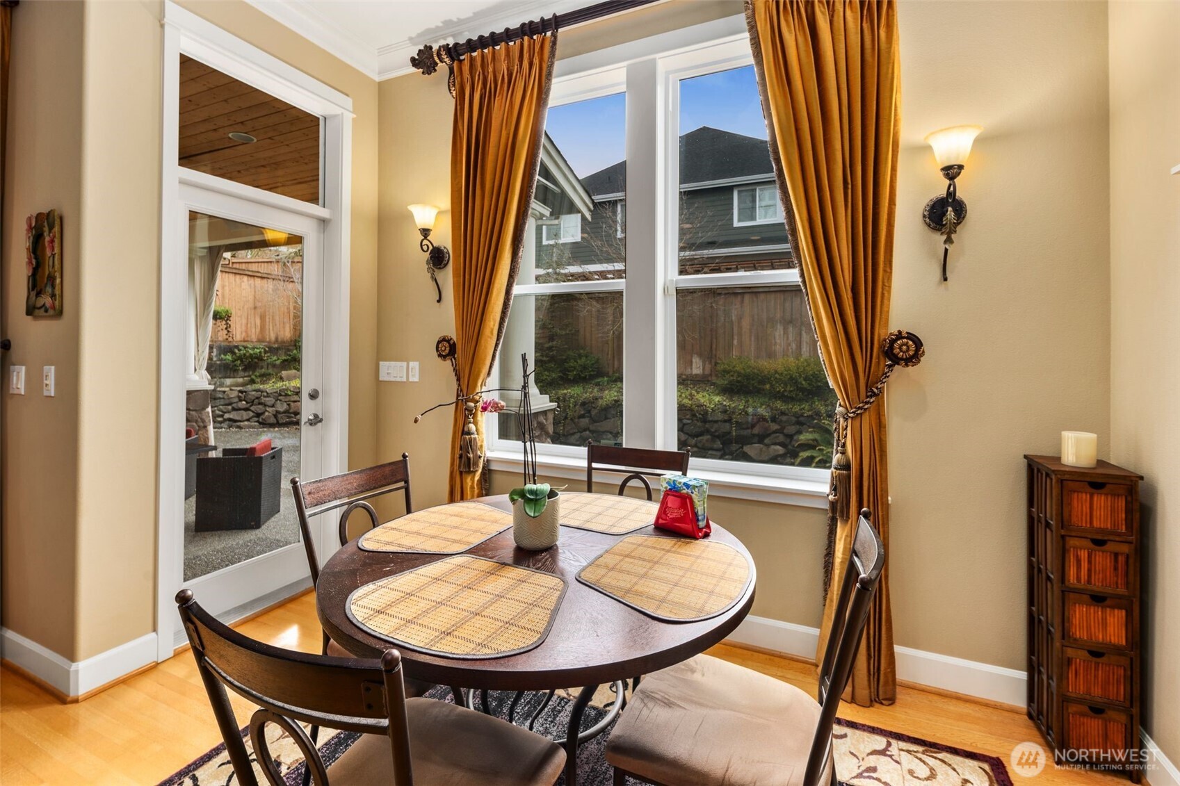 805 South 37th Place Renton, WA 98055 - Photo 11 of 32 Gallery Image 11