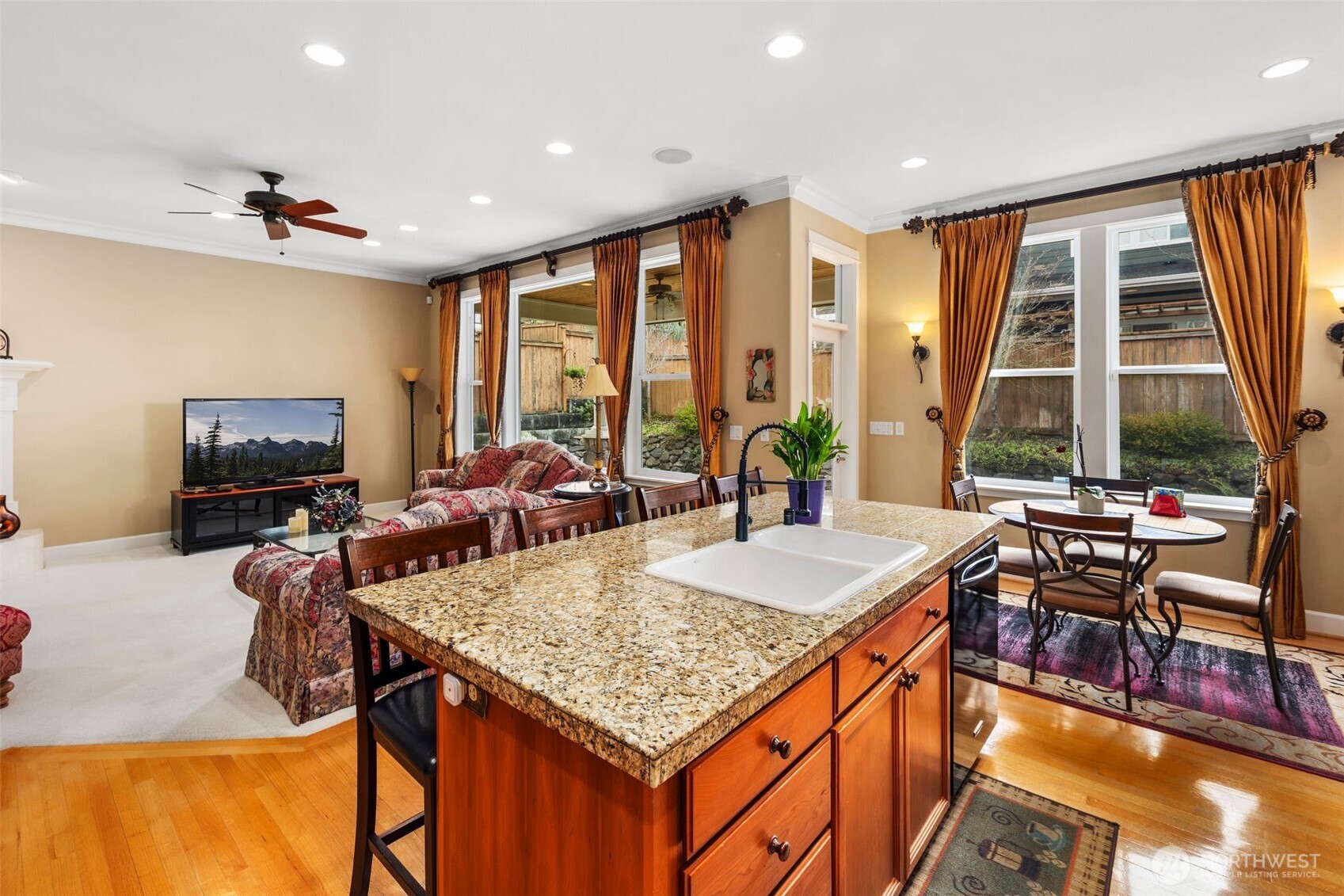 805 South 37th Place Renton, WA 98055 - Photo 14 of 32 Gallery Image 14