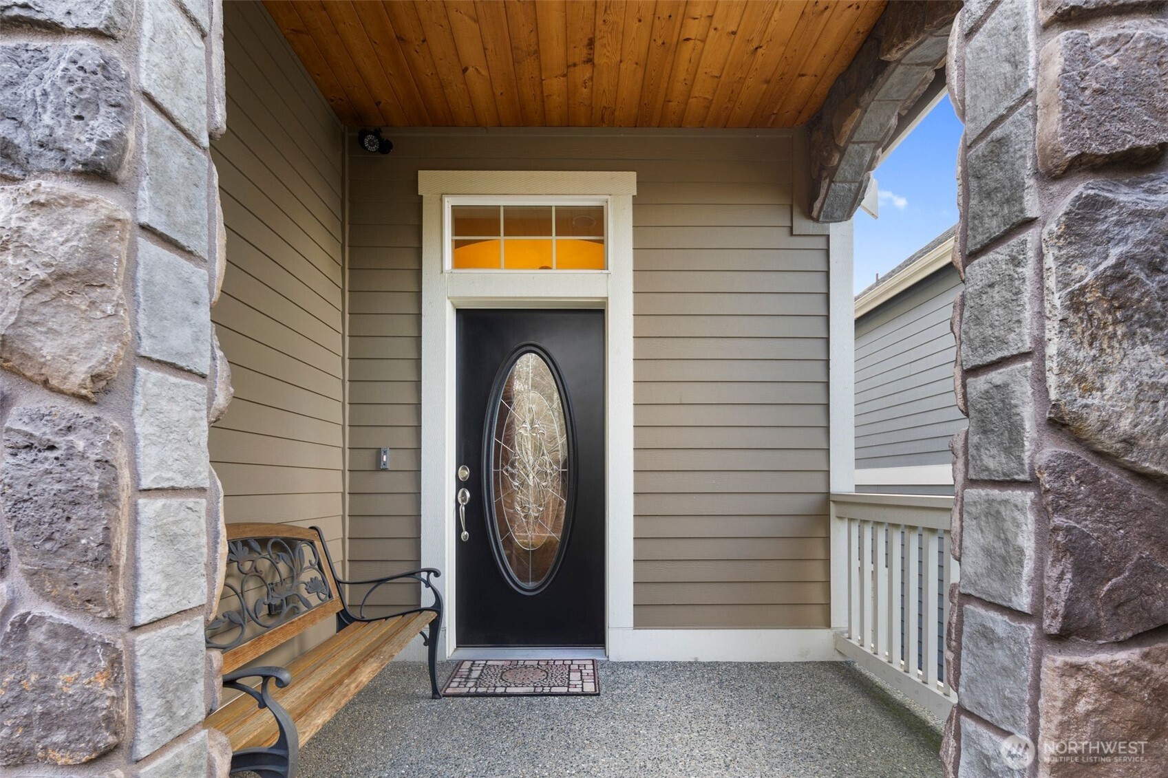 805 South 37th Place Renton, WA 98055 - Photo 2 of 32 Gallery Image 2