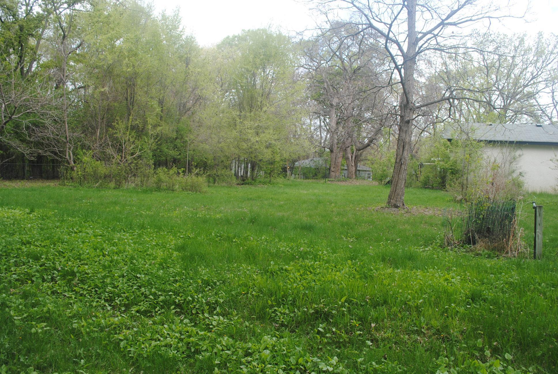 8054 Spring Lake Road Spring Lake Park, MN 55432 - Photo 4 of 6