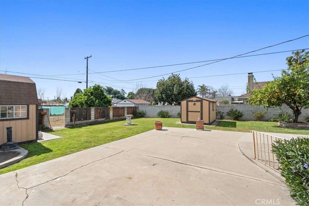 3927 Christina Road Chino, CA 91710 - Photo 20 of 32