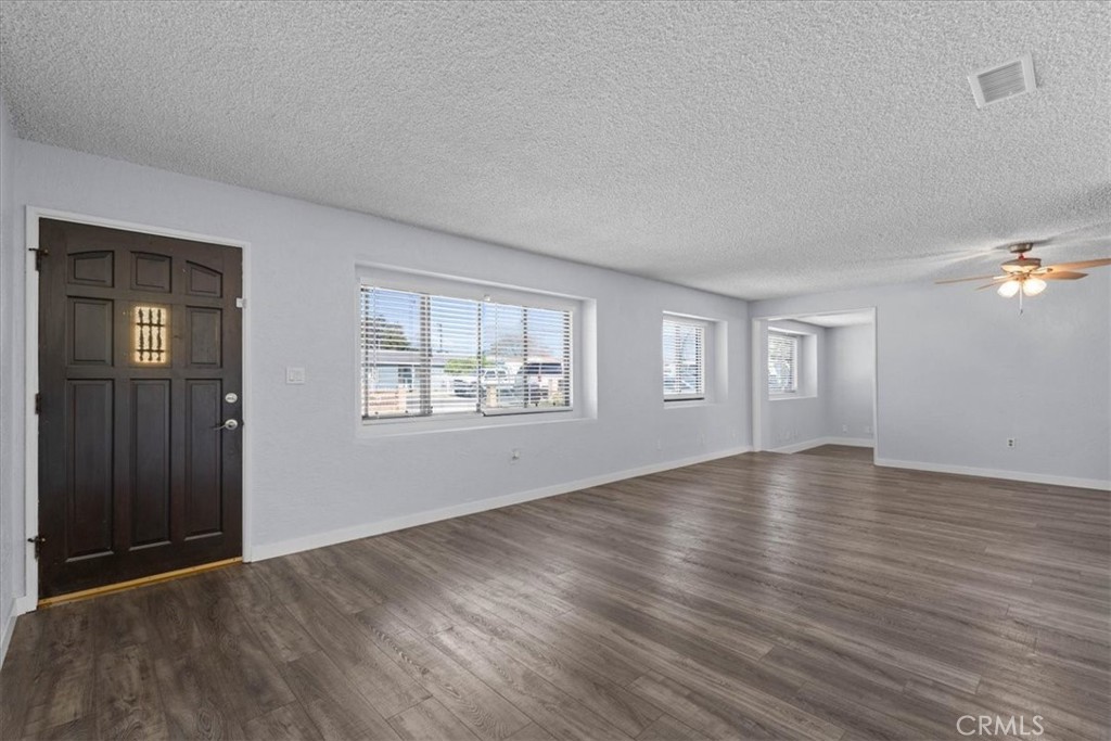 3927 Christina Road Chino, CA 91710 - Photo 4 of 32 Living Room