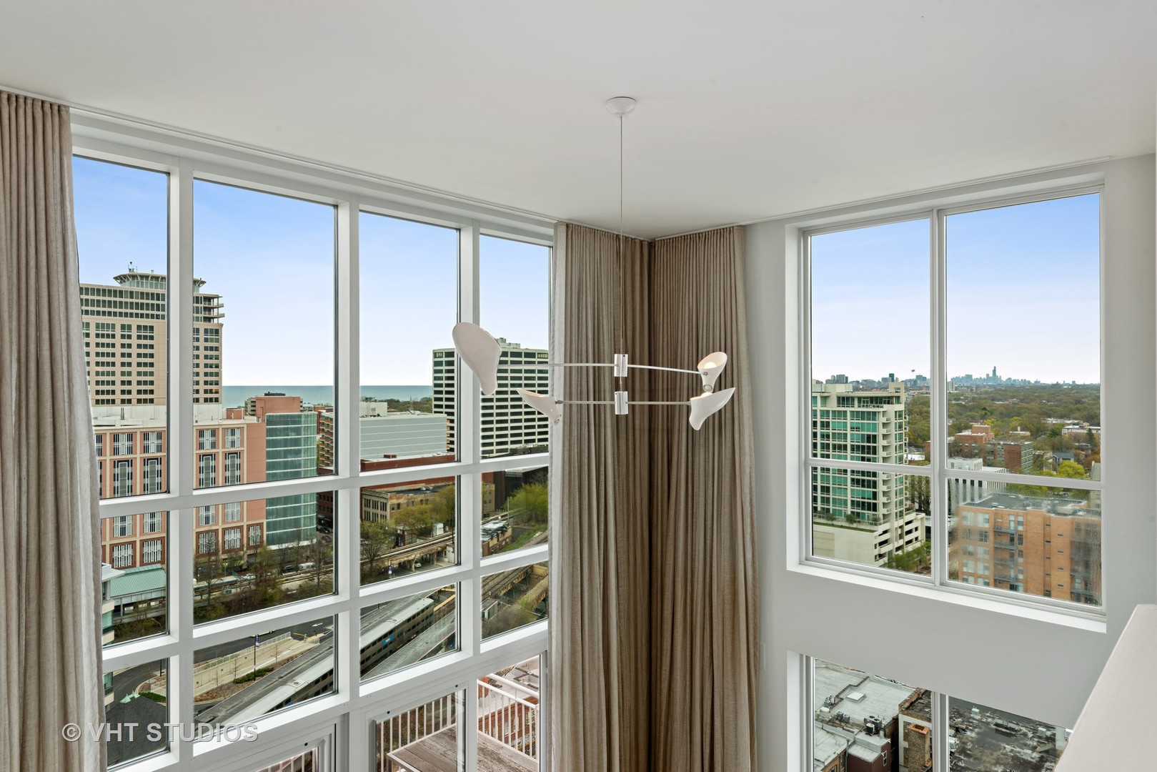 1640 Maple Avenue, Unit 1606 Evanston, IL 60201 - Photo 13 of 40 a view of a room with a large window