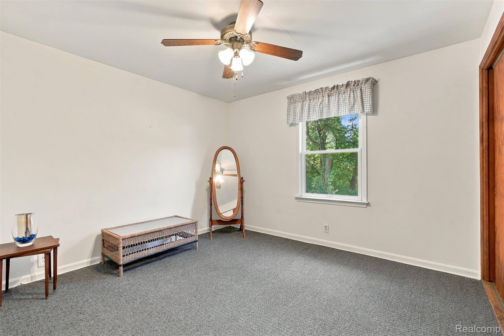 804 East Avon Road Rochester, MI 48307 - Photo 24 of 59 804 e avon rd-23.jpg
