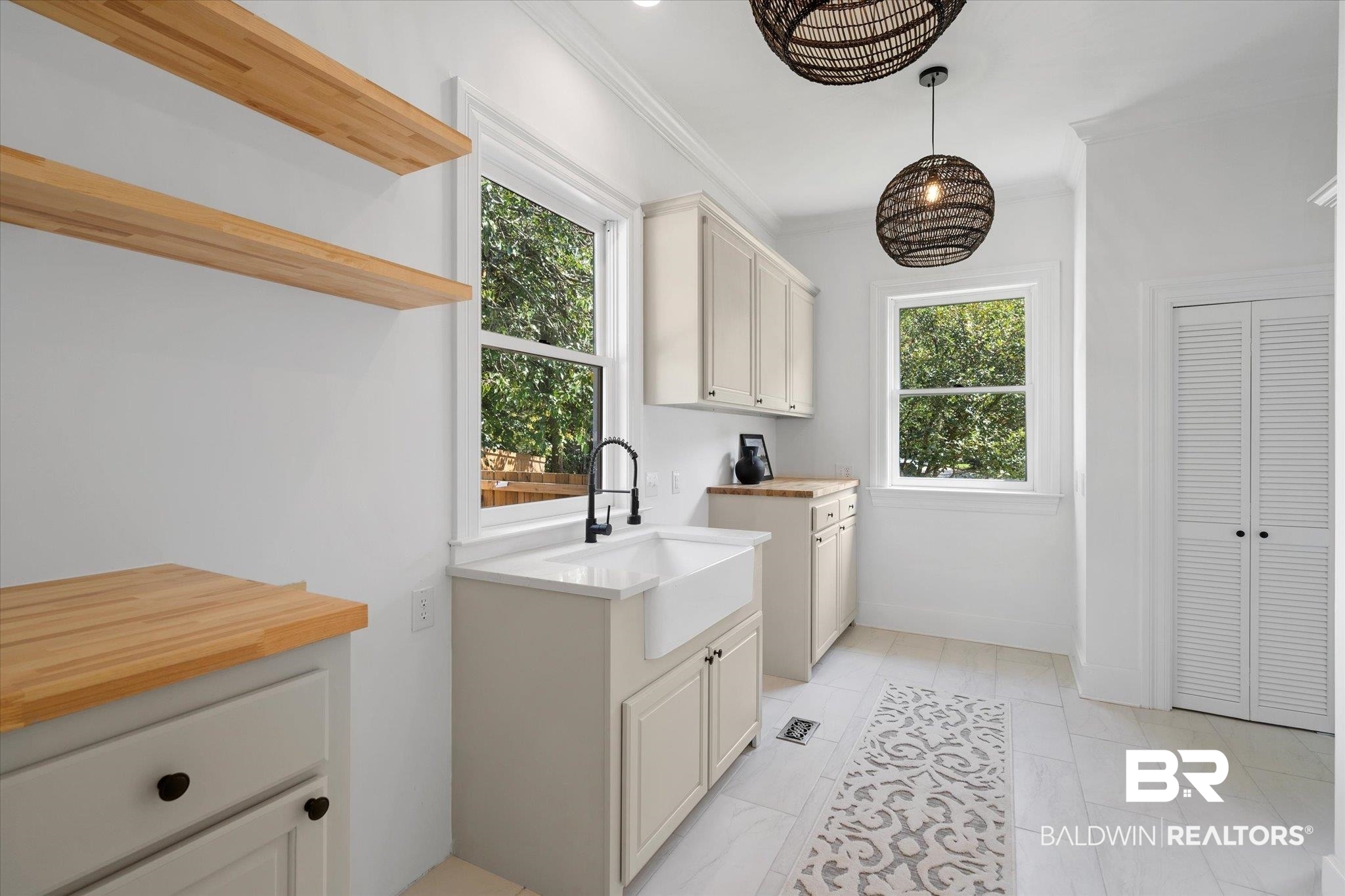 2400 Spring Hill Avenue Mobile, AL 36607 - Photo 17 of 50