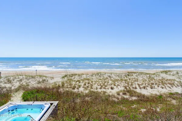 $1,625,000 | 101 Ocean Drive, Emerald Isle, NC 28594