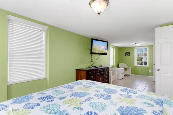 $1,625,000 | 101 Ocean Drive, Emerald Isle, NC 28594