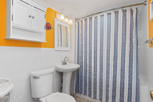 $1,650,000 | 101 Ocean Drive, Emerald Isle, NC 28594