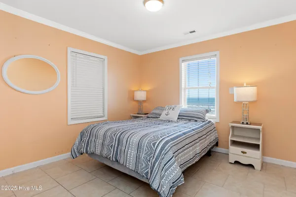 $1,625,000 | 101 Ocean Drive, Emerald Isle, NC 28594