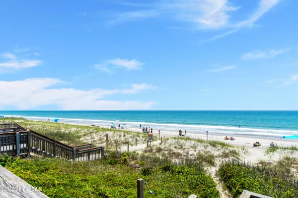 $1,625,000 | 101 Ocean Drive, Emerald Isle, NC 28594
