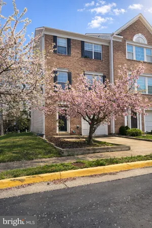 $3,200 | 2512 Clover Field Circle, Herndon, VA 20171