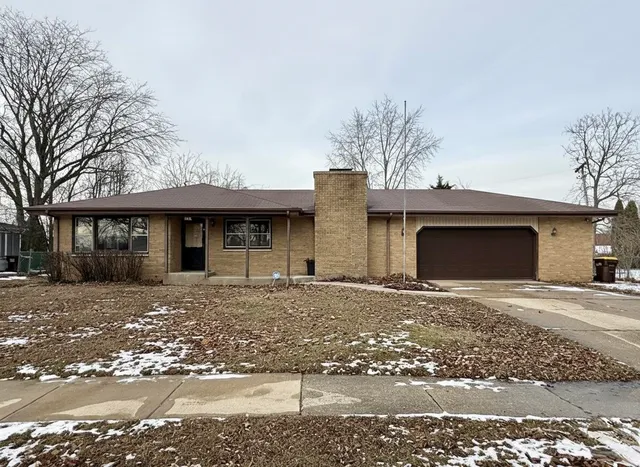 $219,900 | 4012 Pleasant Valley Boulevard, Rockford, IL 61114