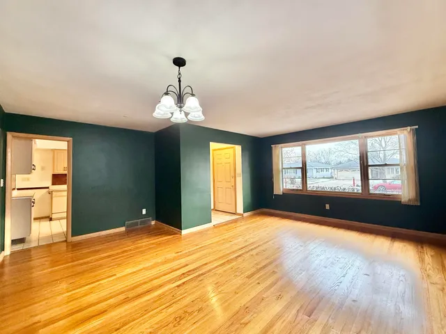 $219,900 | 4012 Pleasant Valley Boulevard, Rockford, IL 61114