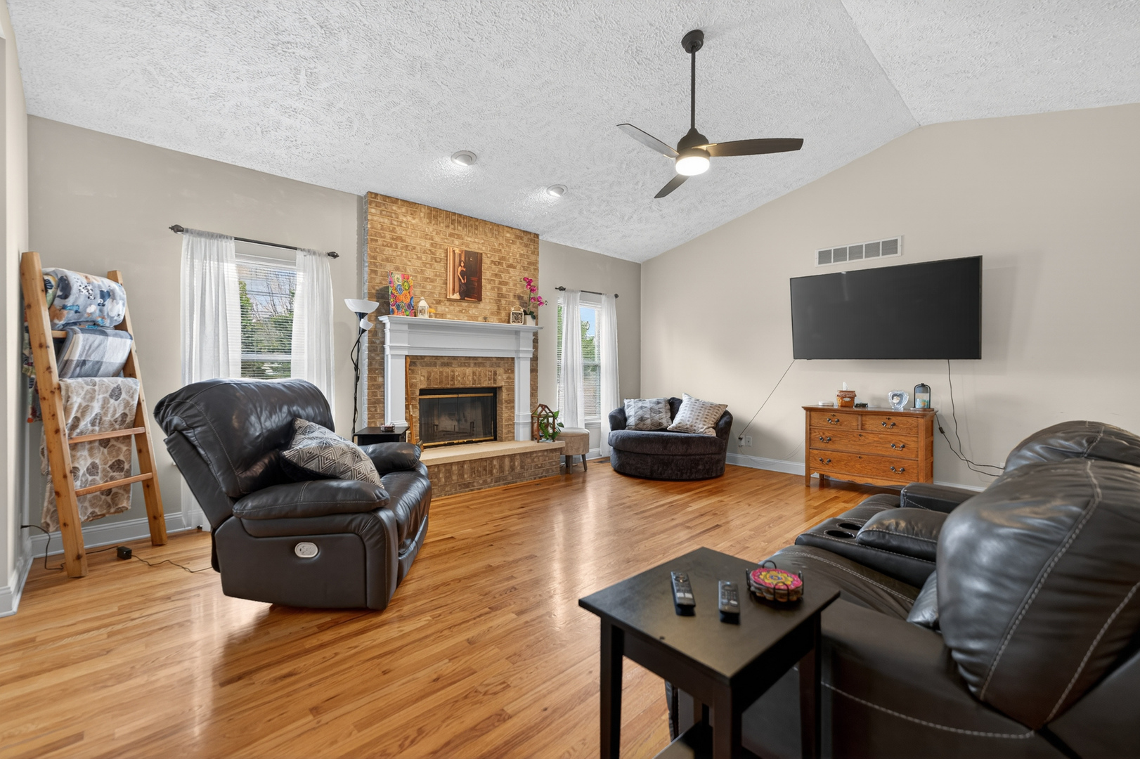 676 Persimmon Street DeKalb, IL 60115 - Photo 4 of 31