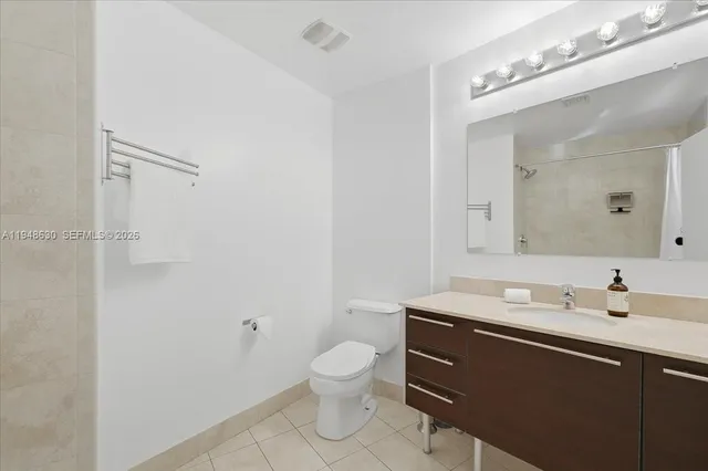 $615,000 | 1900 North Bayshore Drive, Unit 1518, Miami, FL 33132