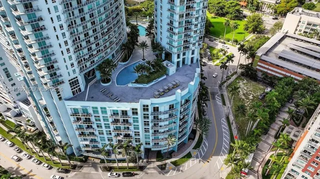 $615,000 | 1900 North Bayshore Drive, Unit 1518, Miami, FL 33132