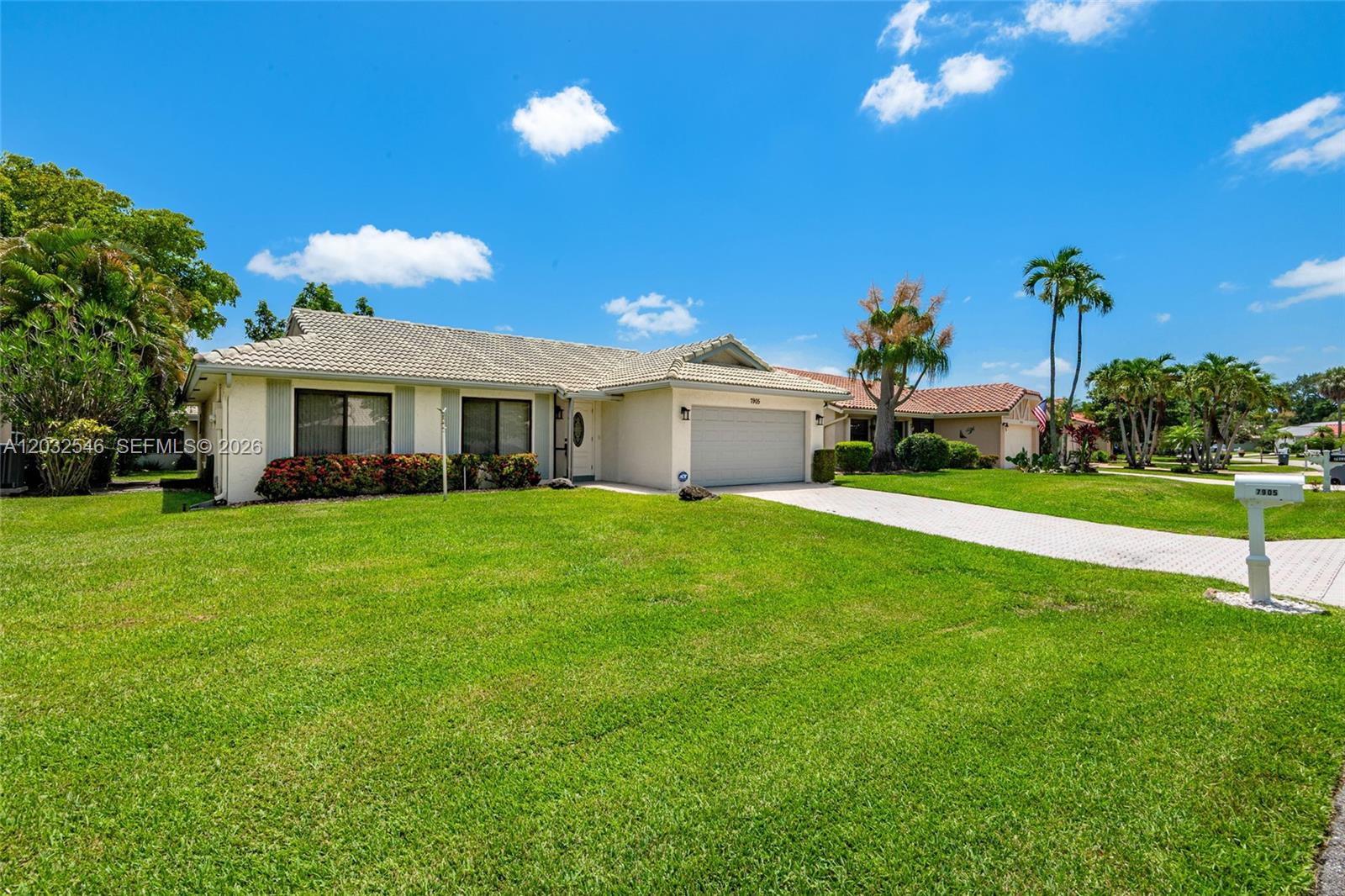 7905 Cloverfield Circle Boca Raton, FL 33433 - Photo 2 of 42